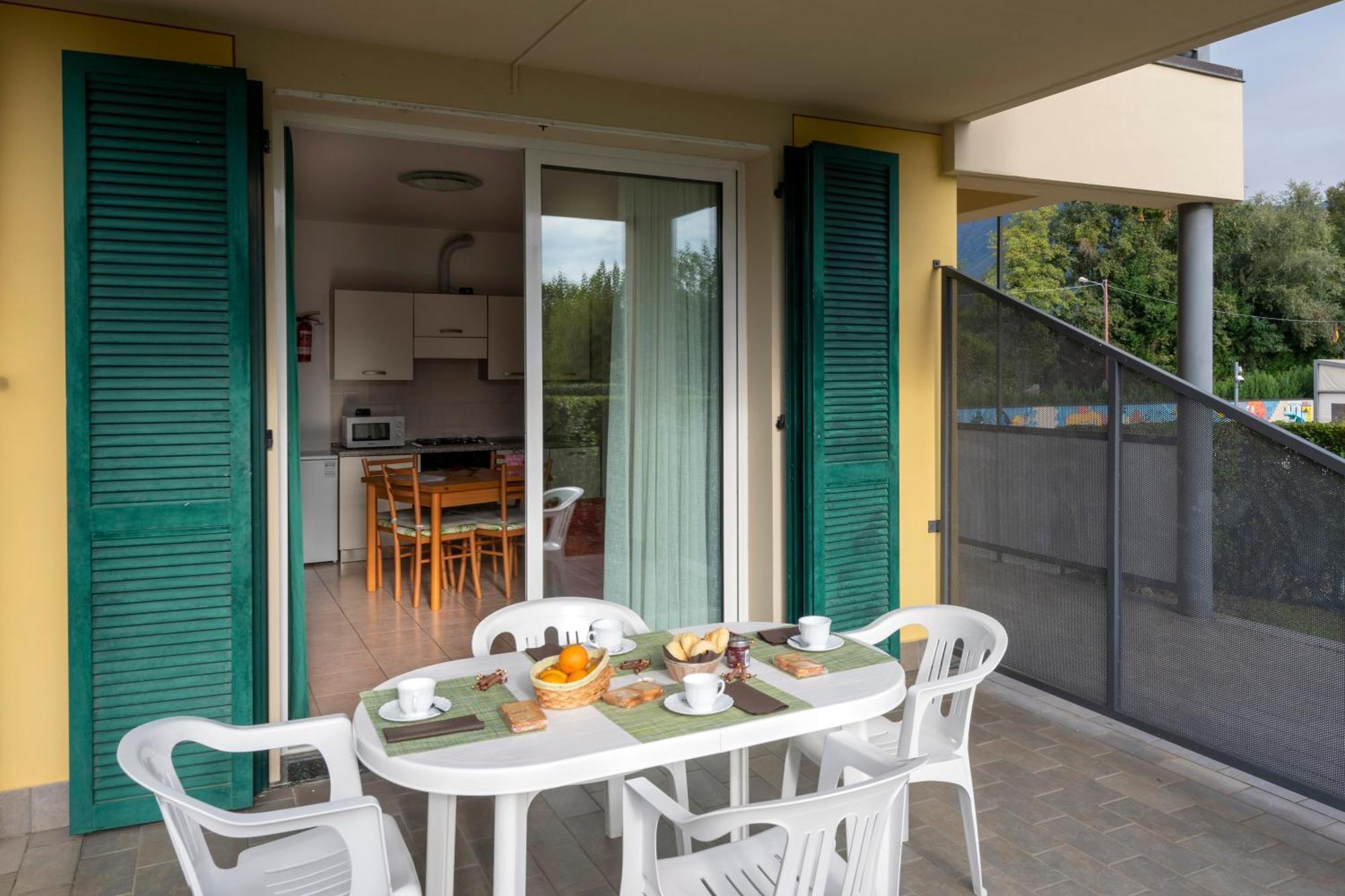 Camping Residence & Lodge Orchidea Бавено Экстерьер фото